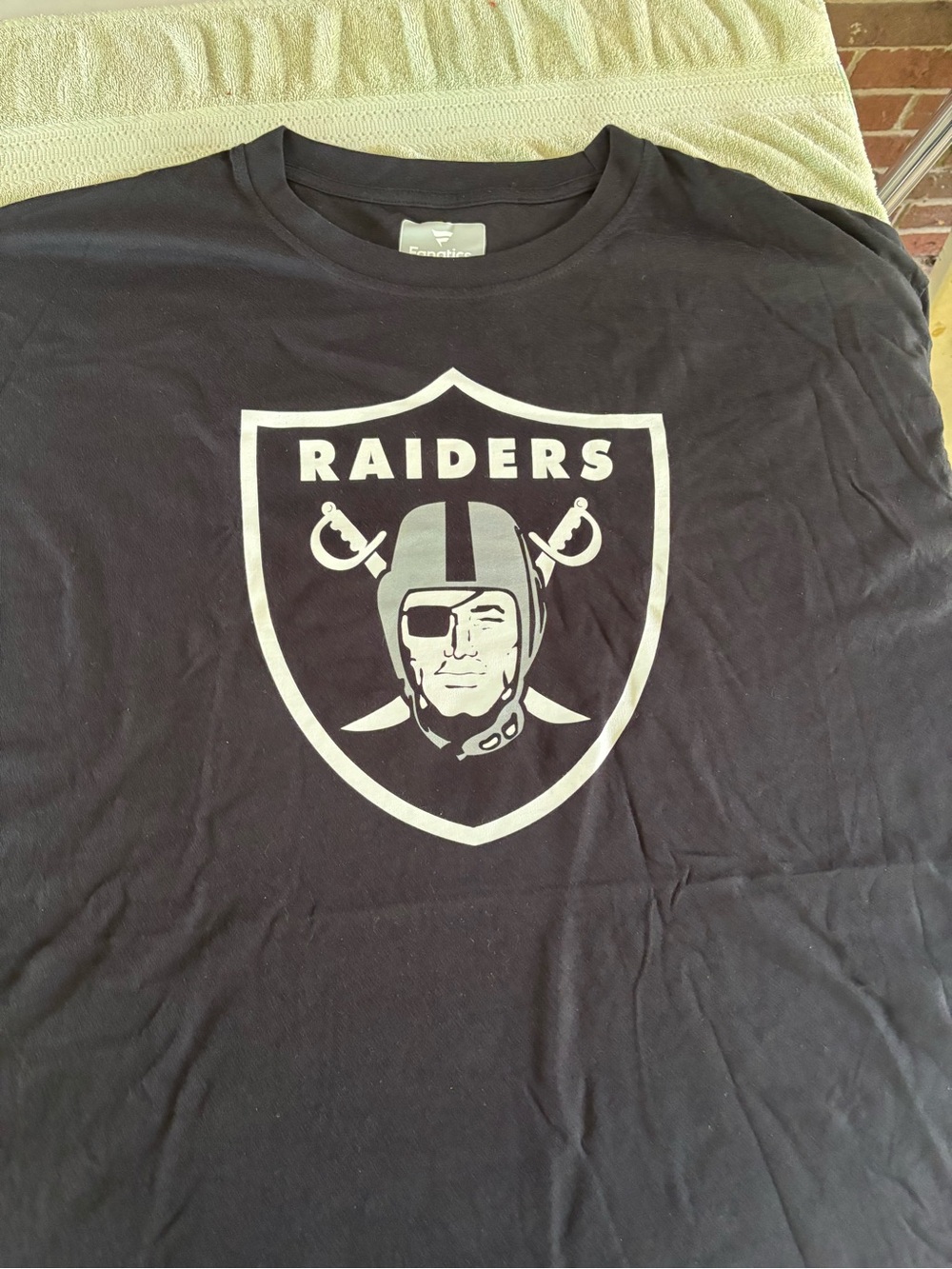 Oakland Raiders Black Graphic Logo T-Shirt